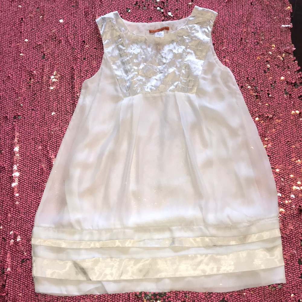 White tunic top